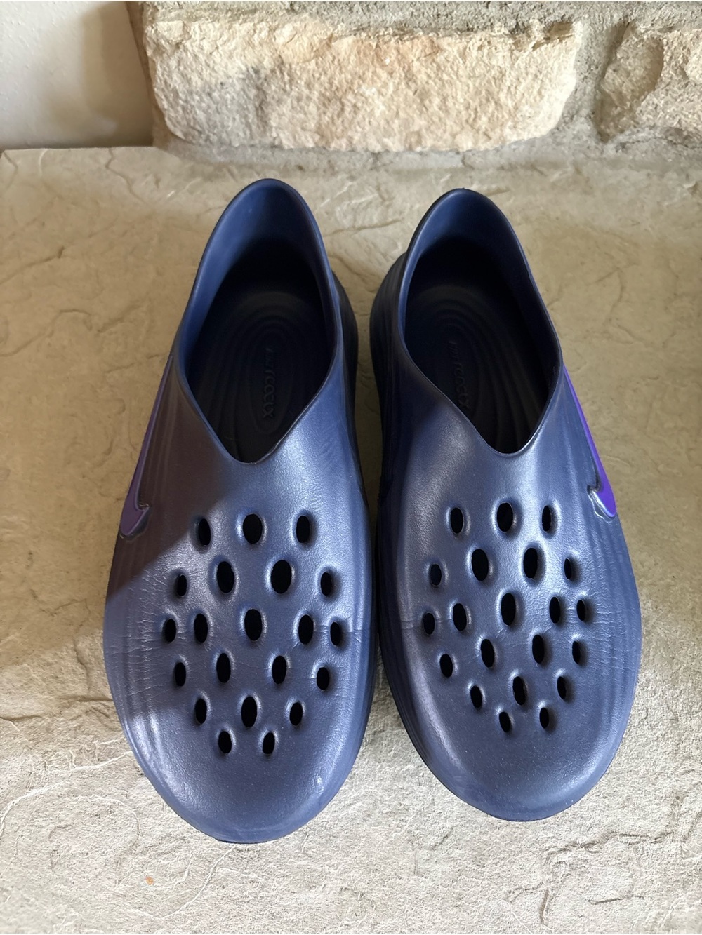 Nike Men's Navy ReactX Rejuvenat8 Slip-On Ventilated Clogs with Purple Swoosh